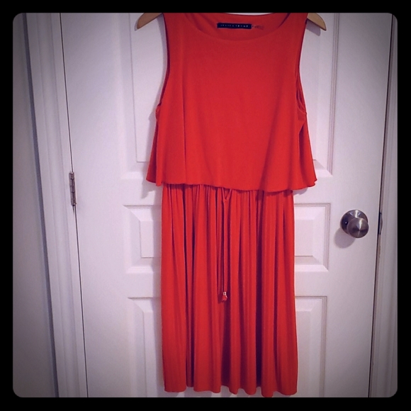 Dress - Picture 1 of 4